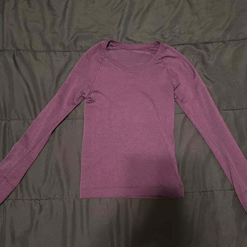 purple lululemon swiftly tech
